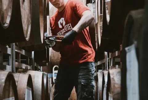 Rob at the Moersleutel Craft Brewery barrels in Alkmaar – creating craft beer for any occasion