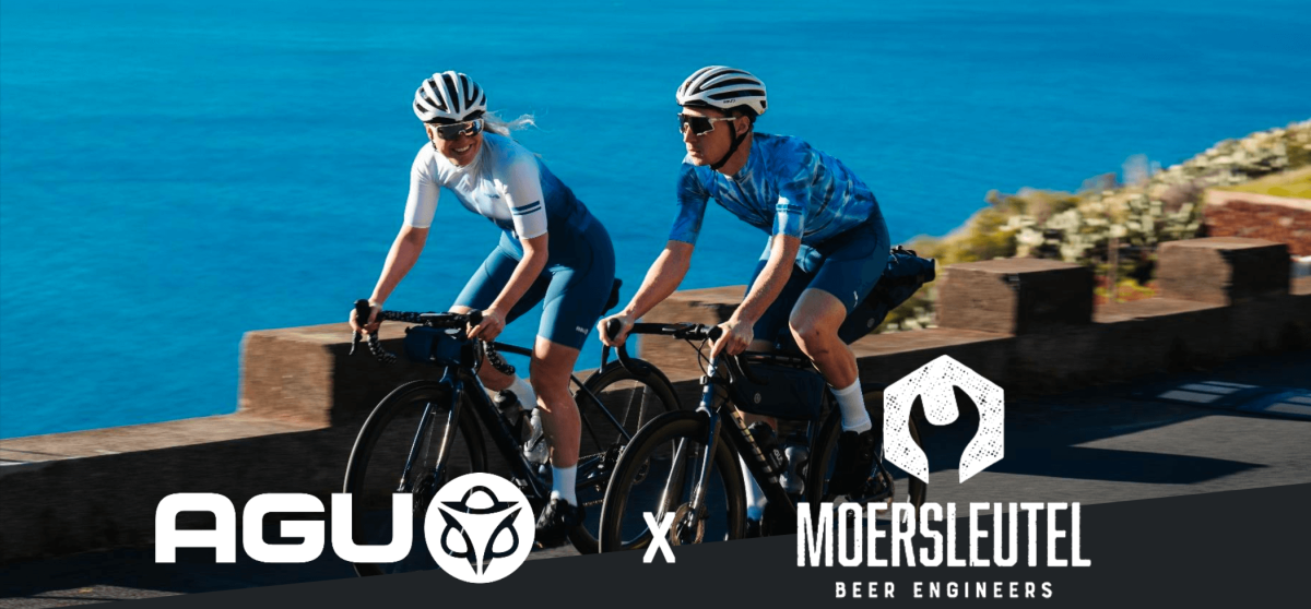 Fietsers vertrekken vanaf AGU HQ in Alkmaar tijdens de SocialRide met Moersleutel bier